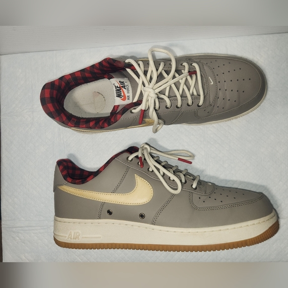 Nike Air Force 1 - Picture 4 of 5